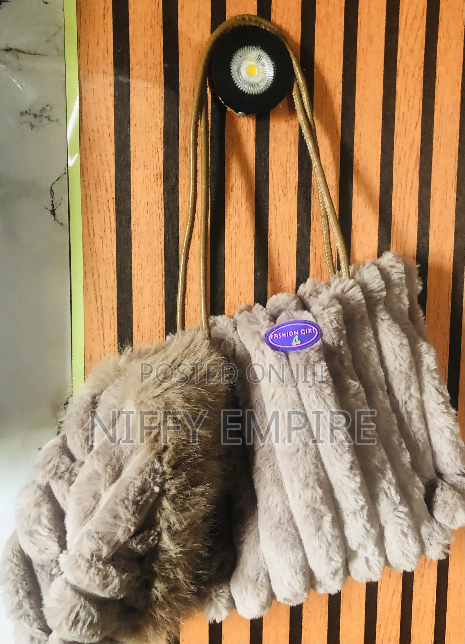 Tote Bad and More