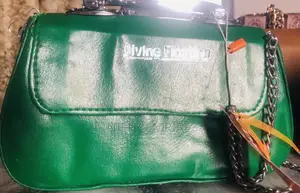 Tote Bad and More