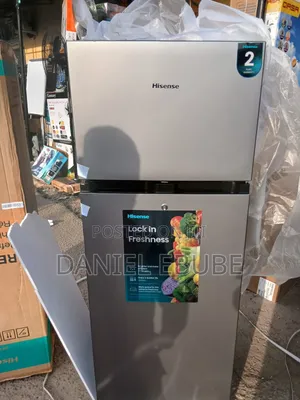 Quality Hisense Double Door Refrigerator 204 Litres