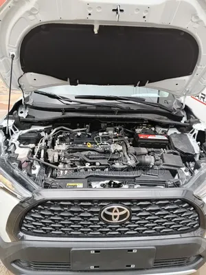 Toyota Corolla Cross LE 2025 White