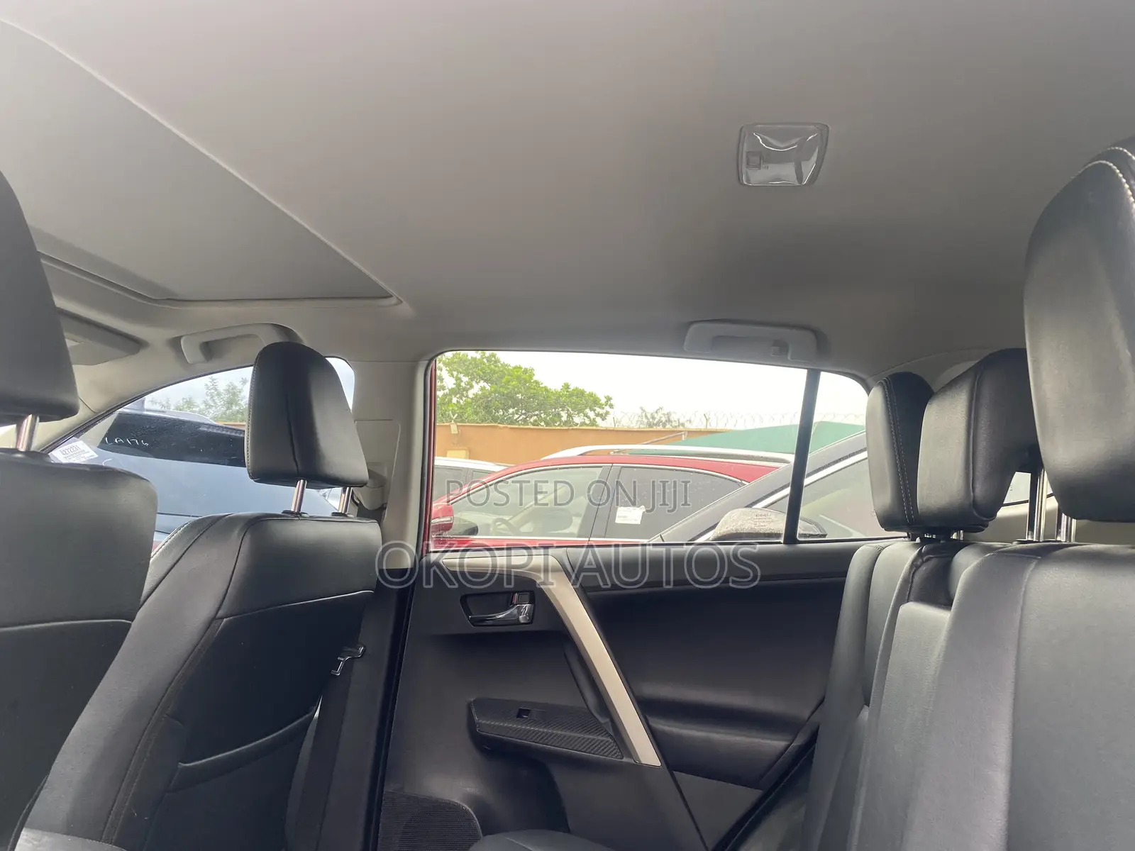 Toyota RAV4 2014 Red