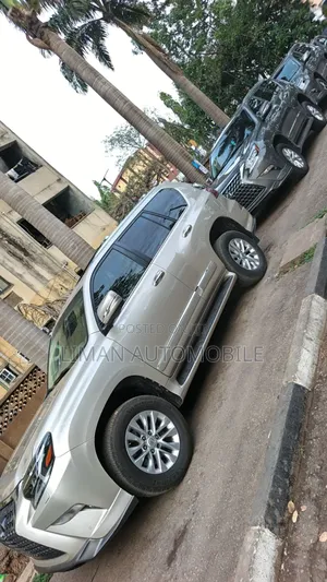 Lexus GX 460 Luxury 2018 Gold