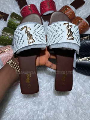 Luxury Women's Rhinestone Studded Flat Slides