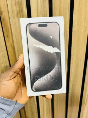 New Apple iPhone 15 Pro Max 256 GB Black