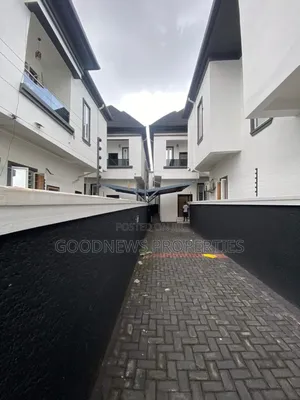 4bdrm Duplex in Oba Avenue, Lekki, Ikota for sale