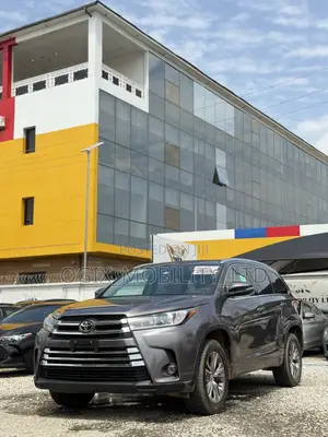 Toyota Highlander XLE 4dr SUV (3.5L 6cyl 6A) 2015 Gray