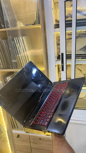 Laptop Lenovo IdeaPad Y500 8GB Intel Core i7 HDD 640GB
