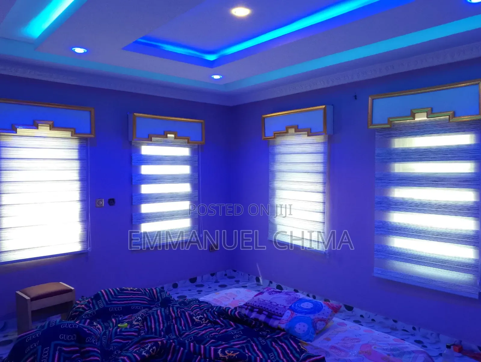 Window Blind With Board Design