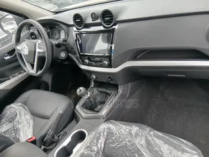 New Dongfeng Rich 6 2025 White