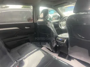 Toyota Highlander Limited 4x4 V6 (3.5L 6cyl 8A) 2018 Black