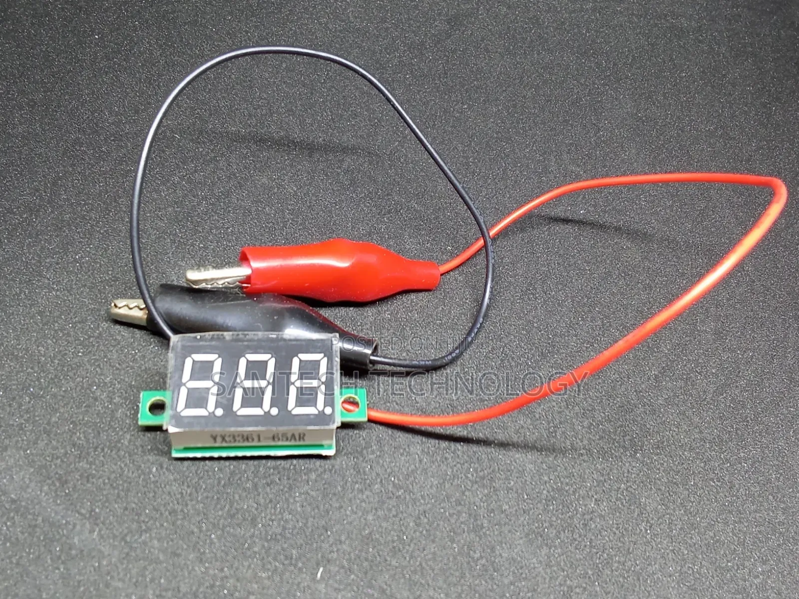 Digital Voltage Display With Probe