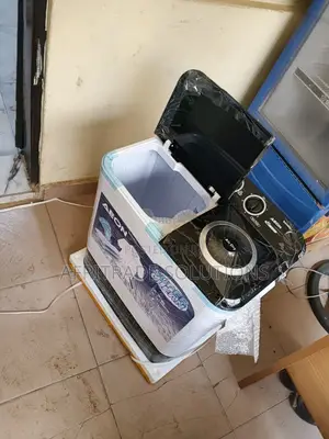 Space Saving Aeon 5kg Laundry Washer