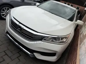 Honda Accord Sport 4dr Sedan FWD (2.4L 4cyl 2A) 2016 White