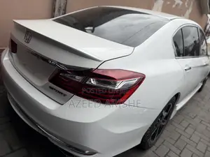 Honda Accord Sport 4dr Sedan FWD (2.4L 4cyl 2A) 2016 White
