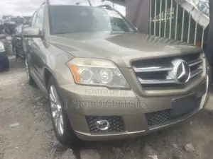 Mercedes-Benz GLK-Class 350 4MATIC 2012 Gold