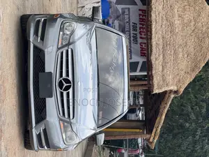 Mercedes-Benz C300 Luxury 4Matic Sedan AWD (3.5L 6cyl 7A) 2013 Gray