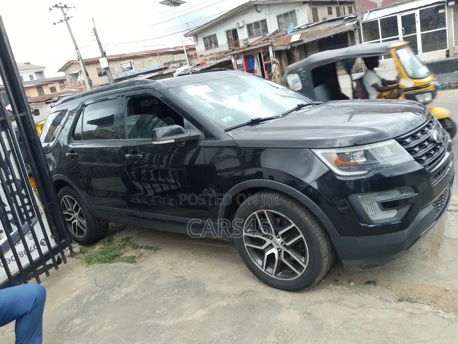Ford Explorer 2016 Black