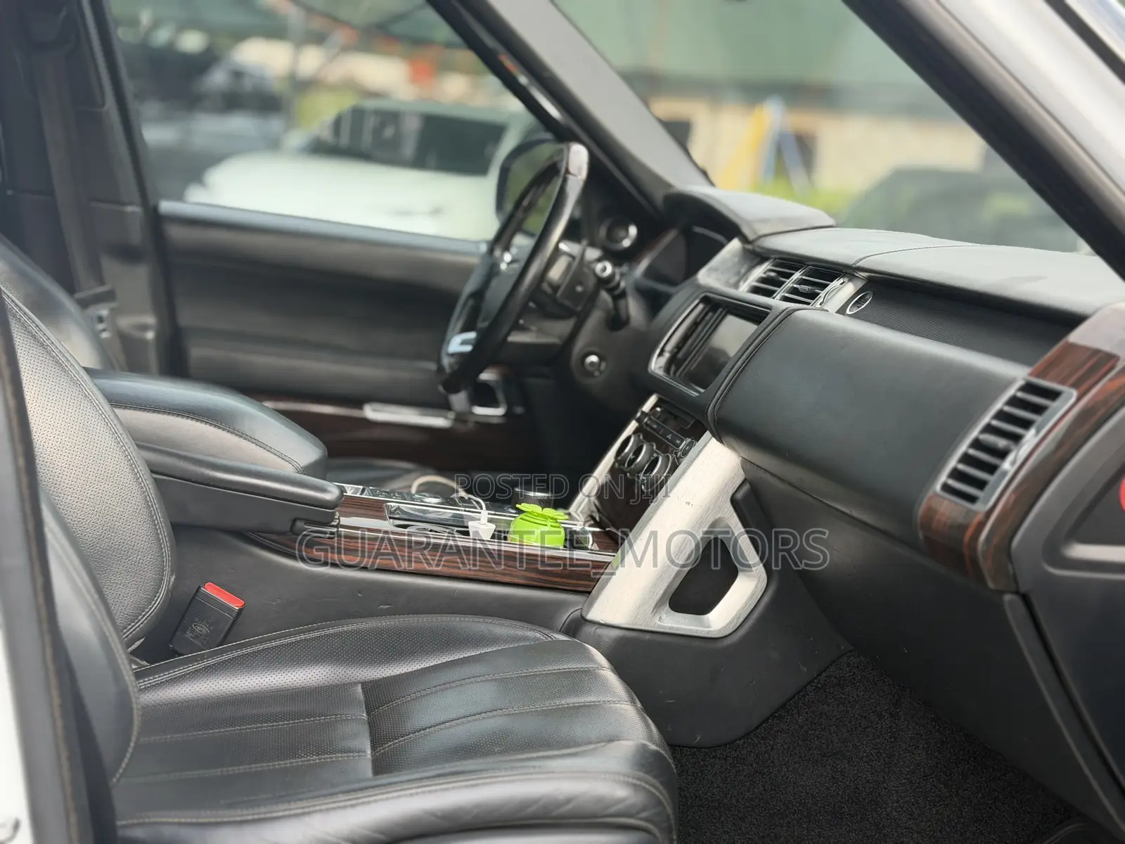 Land Rover Range Rover 2013 White