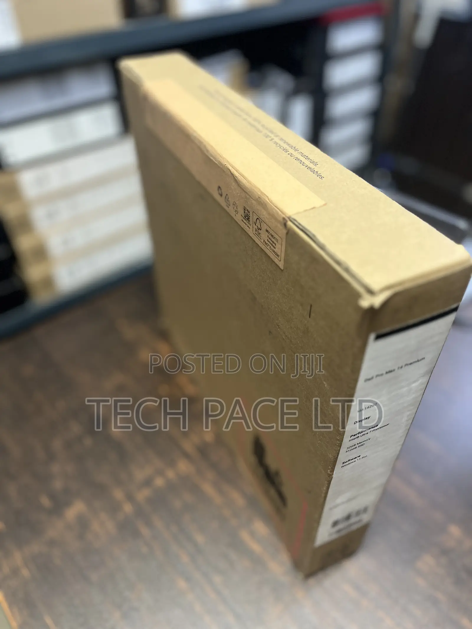 New Laptop Dell Pro Max 14 32GB Intel Core Ultra 7 SSD 512GB