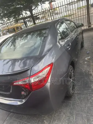 Toyota Corolla S Plus 4dr Sedan (1.8L 4cyl Manual) 2016 Gray