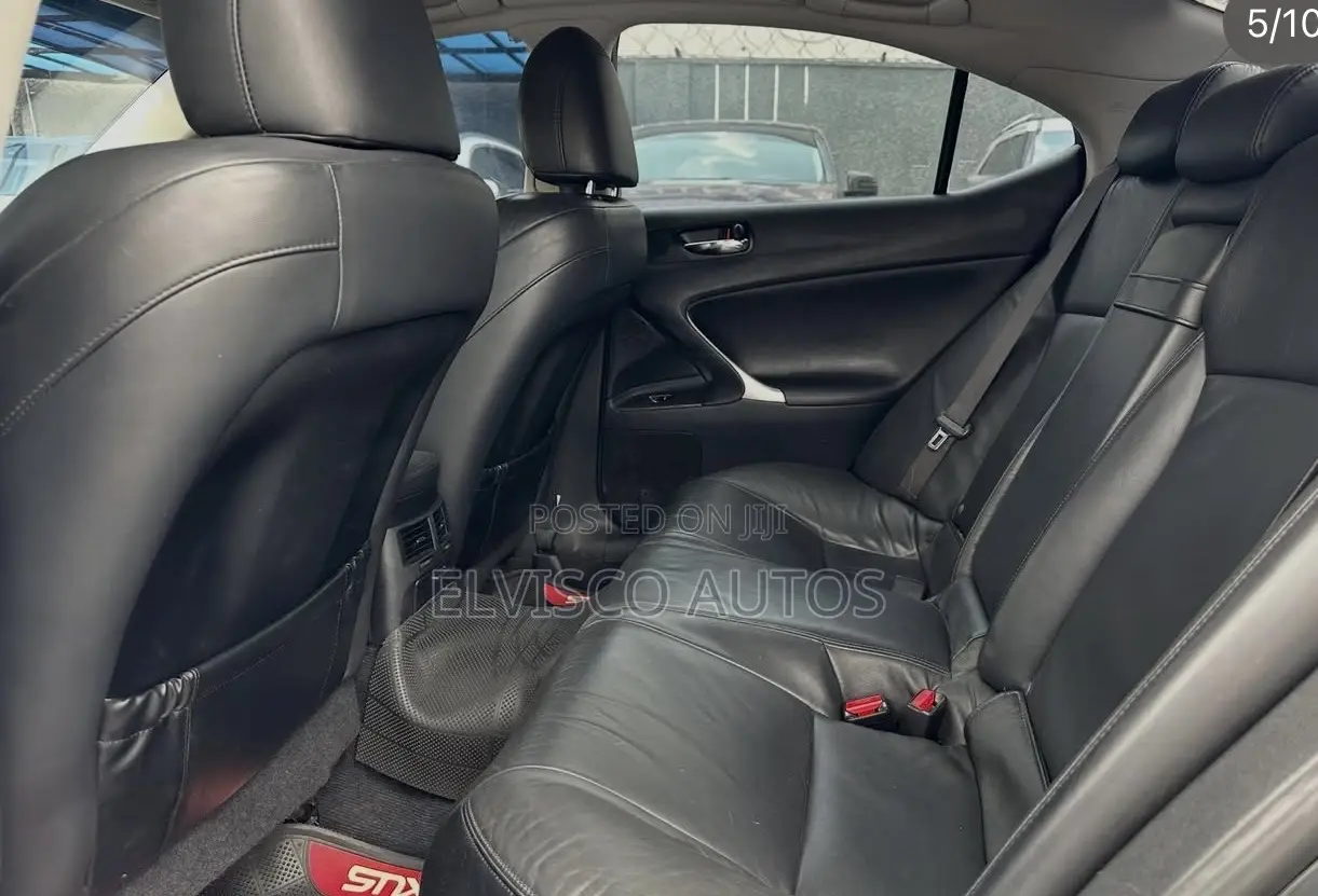 Lexus IS 250 4WD 2009 Black