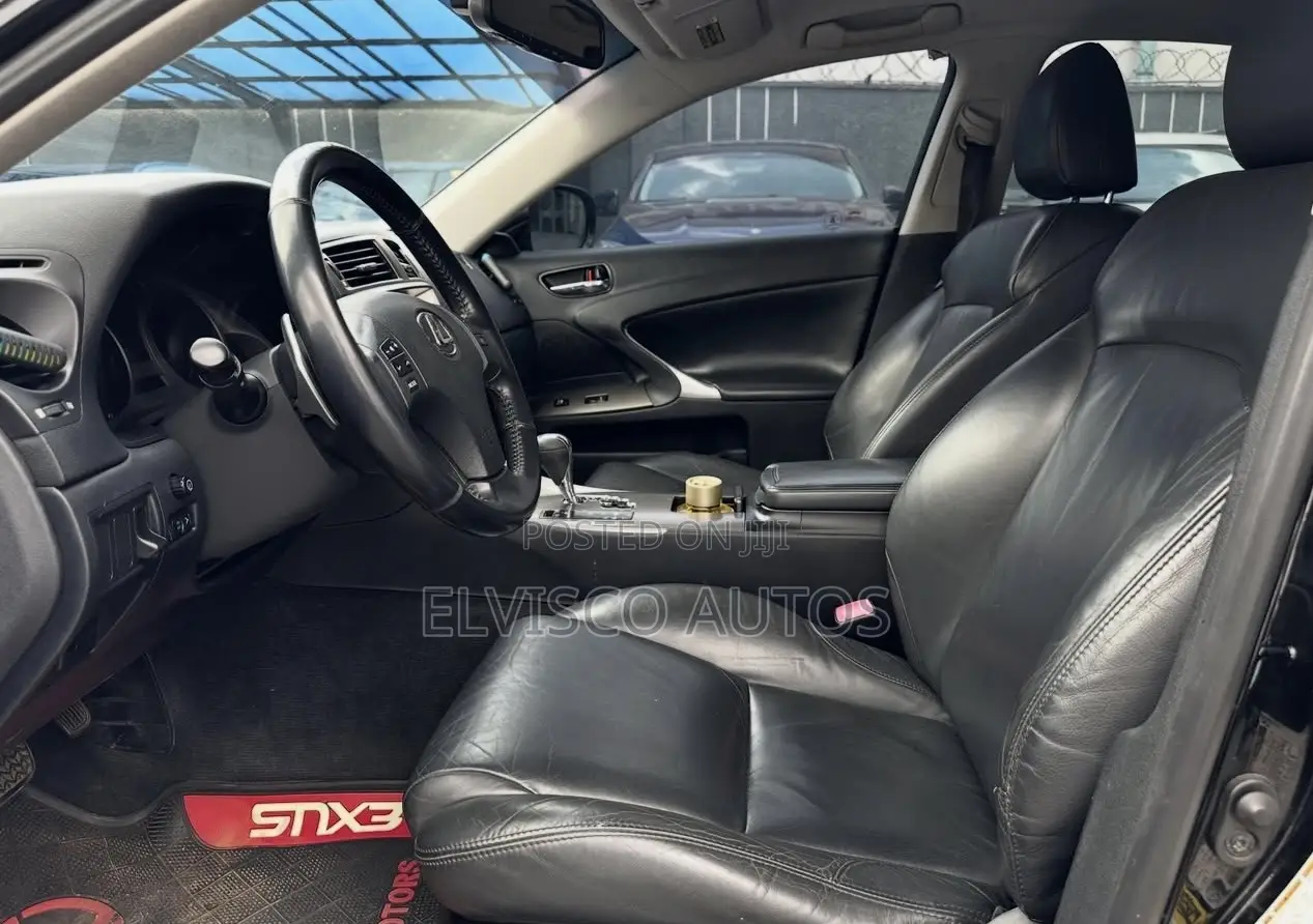 Lexus IS 250 4WD 2009 Black