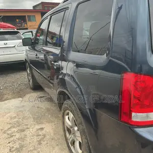 Honda Pilot 2012 Blue