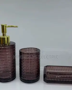 Kimberlys Udb-1 Glass Bsthroom Set