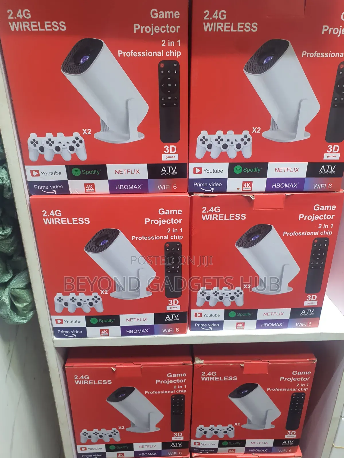 Smart Projector With Inbuilt Games