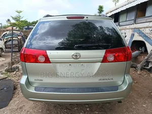 Toyota Sienna LE AWD 2006 Green