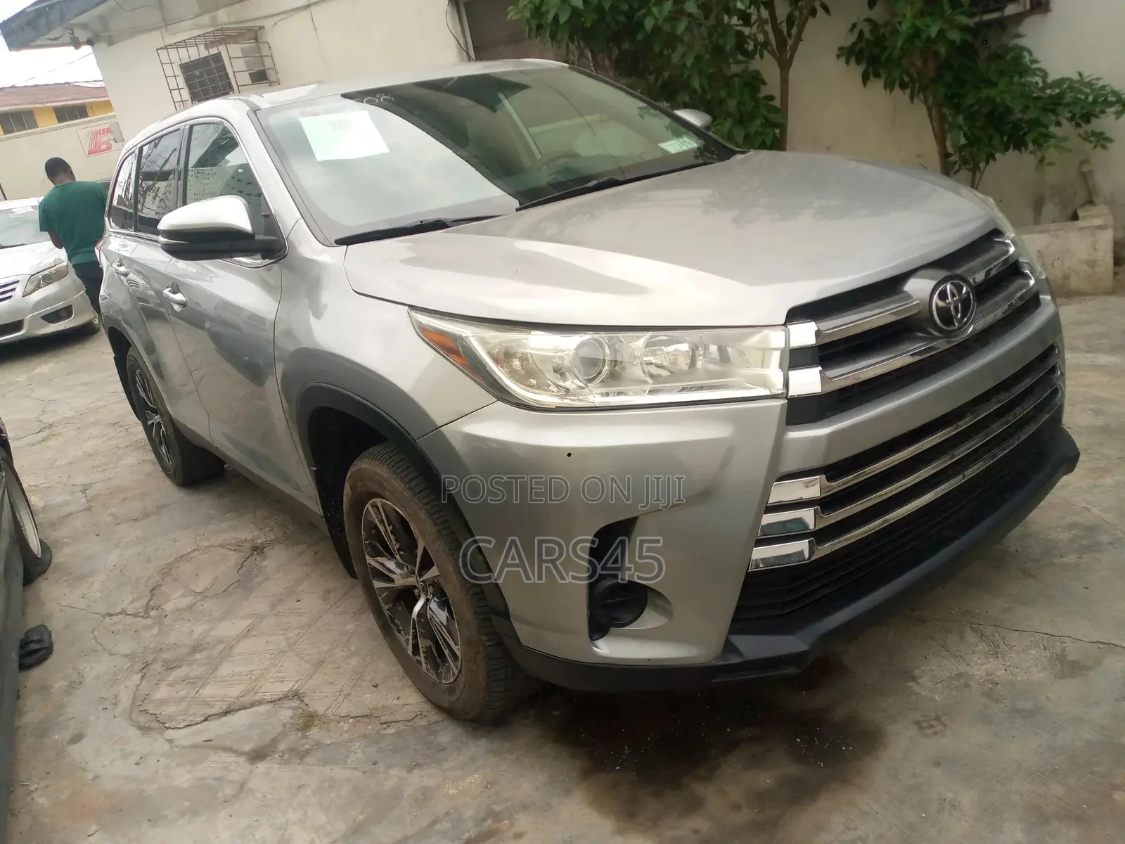 Toyota Highlander 2019 Silver