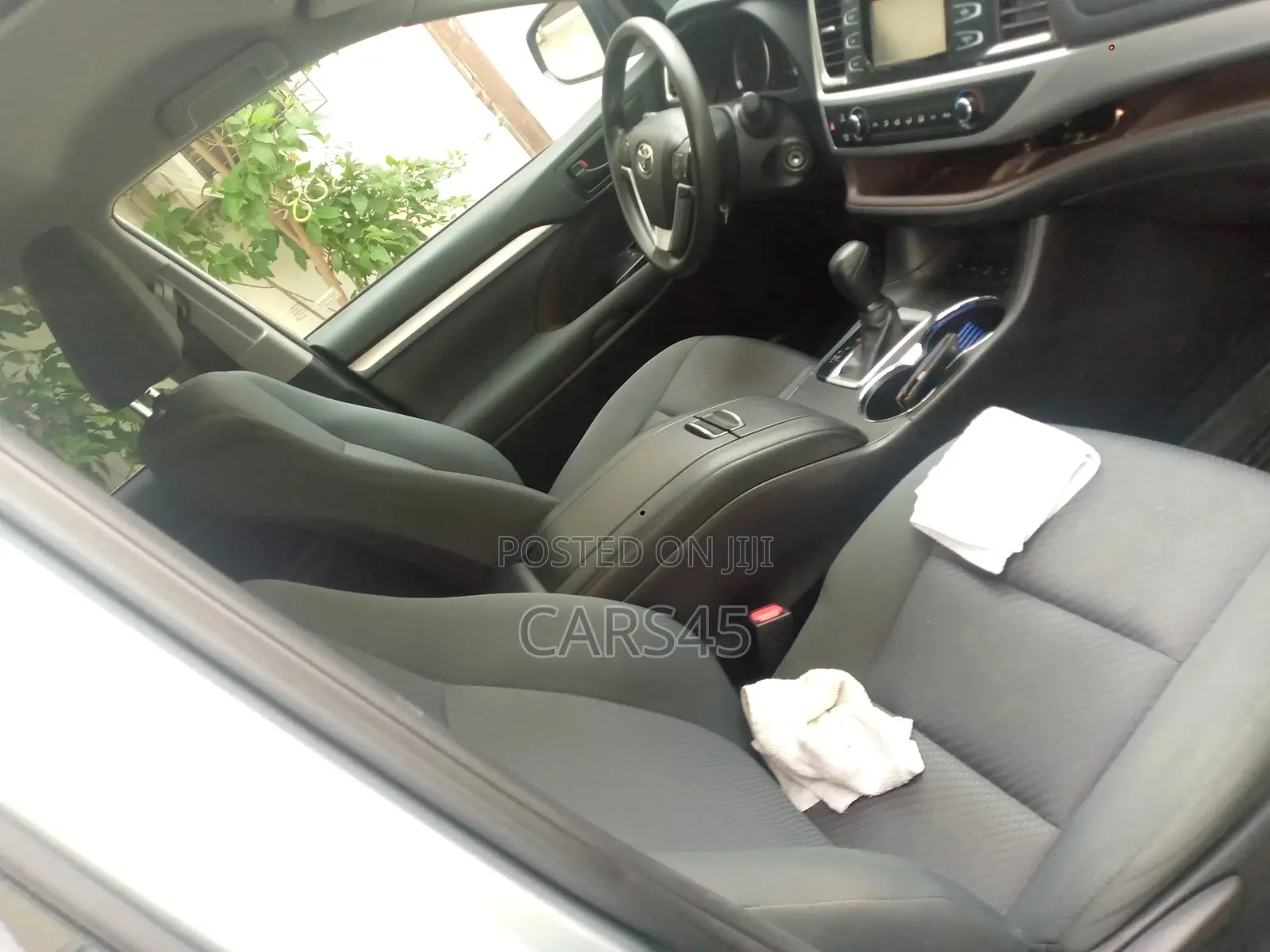 Toyota Highlander 2019 Silver