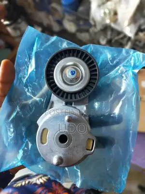 Belt Tensioner Jeep Wrangler 3.8