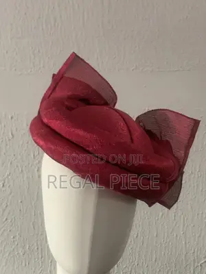 Cap Zara With Double Padded Twists and Double Bows