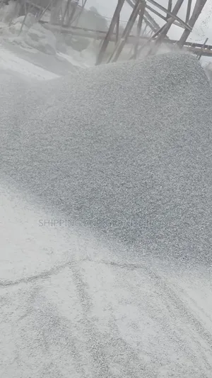 Sky White Chippings and Granite