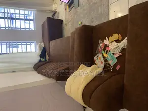 Nice Brown 5 Seater Sofas