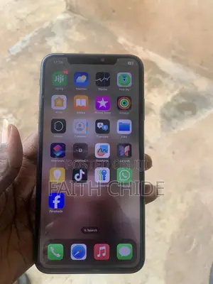 Apple iPhone XS Max 64 GB Black