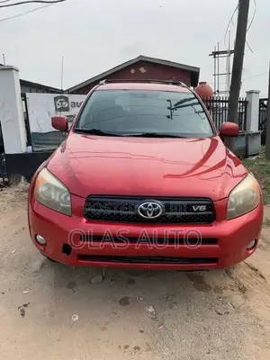 Toyota RAV4 V6 2007 Red