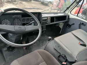 Volkswagen LT 1994 White