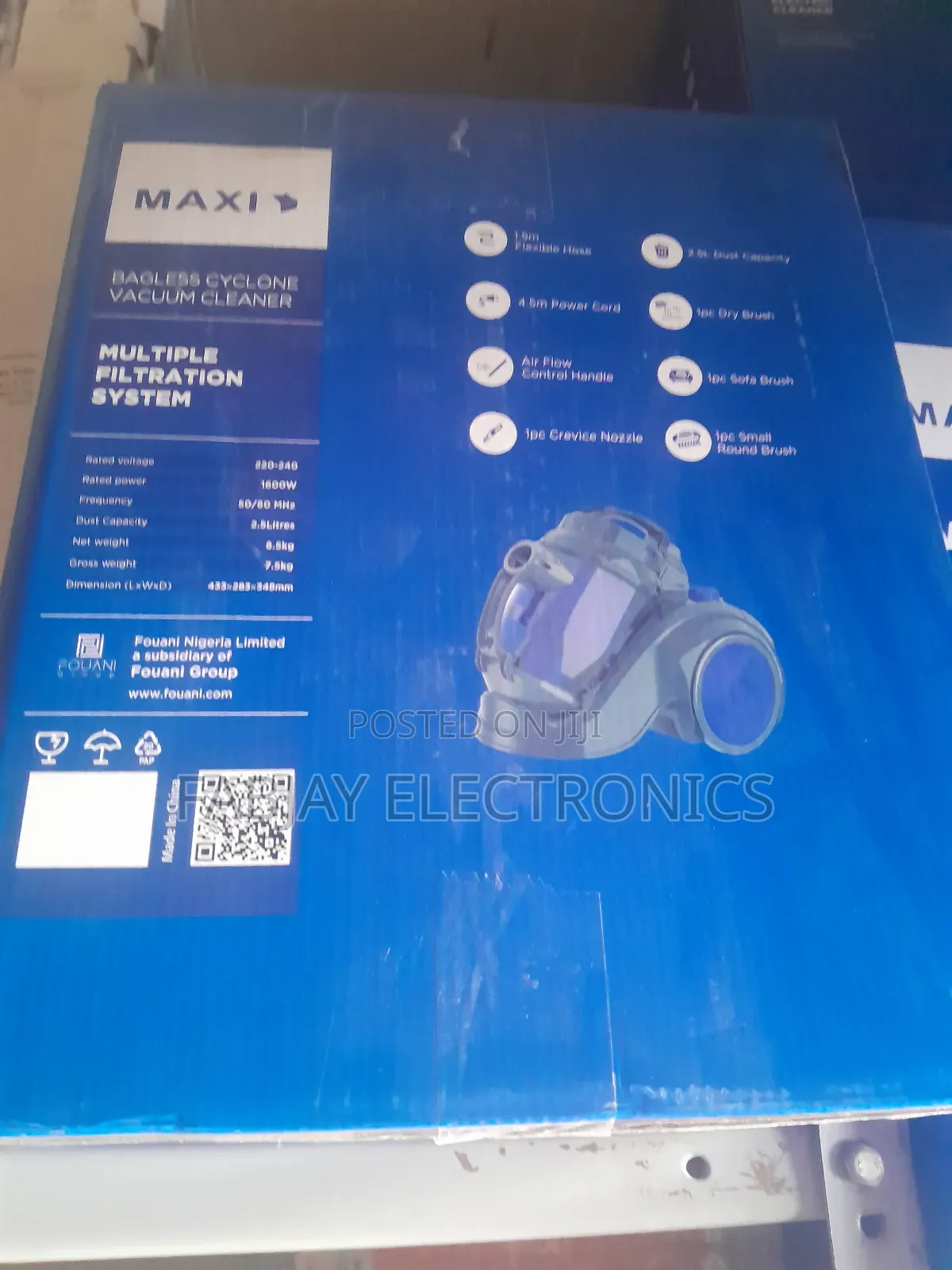 Maxi Vacuum Cleaner