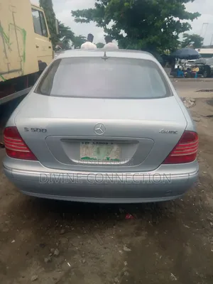 Mercedes-Benz 500SE 2023 Blue