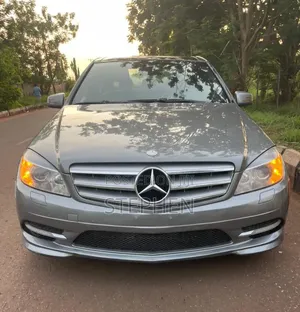 Mercedes-Benz C350 2012 Gray