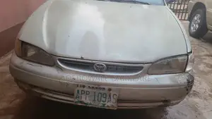 Toyota Corolla 2000 Silver