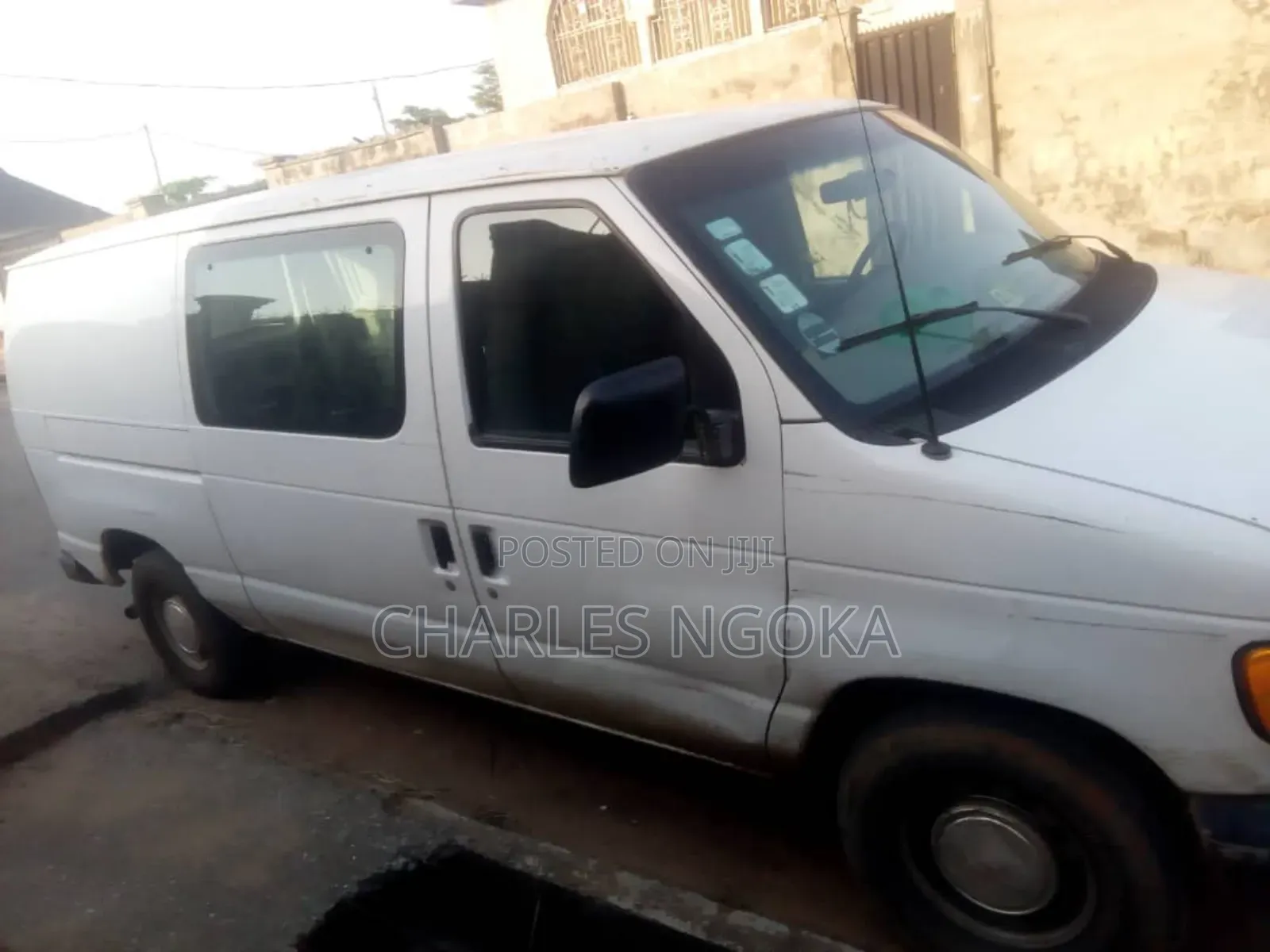 Ford E250 2006 White