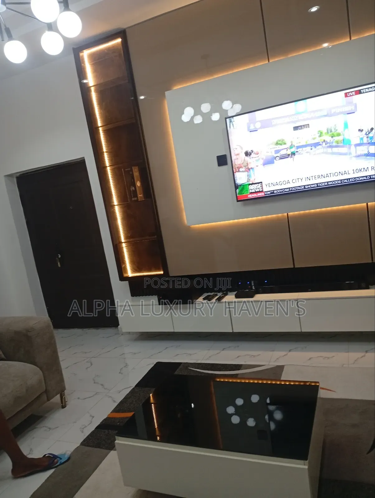 Tv Console and Centre Table