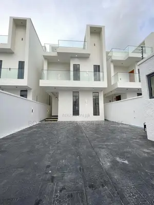 4bdrm Duplex in Ikota for sale