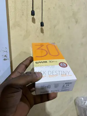 New Tecno Spark 30 Pro 256 GB