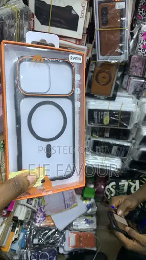 iPhone 16 /17 Pro Max Luxury Matt Case With Magsafe