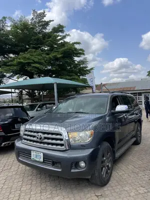 Toyota Sequoia 2010 Gray
