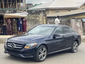 Mercedes-Benz C300 2015 Blue